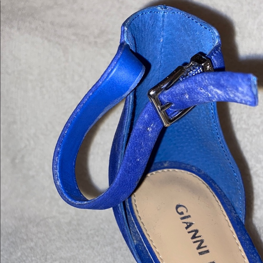 Used Blue Heels - Picture 3 of 7